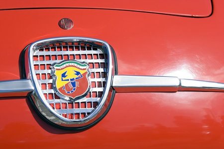 carloabarthsuhistoria-insigniaabarth-1c.jpg