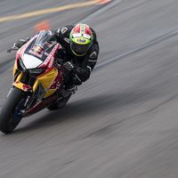Davide Giugliano habla sobre los test de SBK: "Incomparable, todo es diferente, literalmente todo"