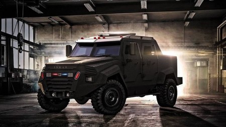 Esta bestial pick-up blindada se llama Inkas Sentry MPV y está pensada para un uso militar y policial