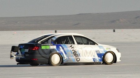 Volkswagen Jetta Hybrid, el coche más rápido del mundo (*)