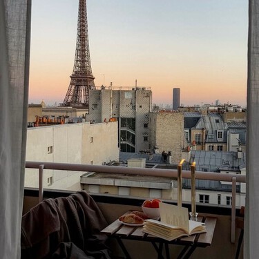 Ikea baja el precio de este completo set súper bonito y cómodo para aprovechar las terrazas pequeñas en cuanto salga el sol