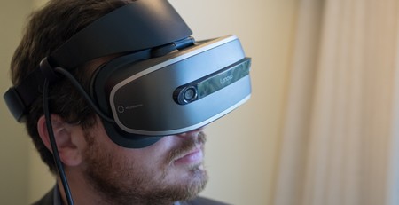 Lenovo apuesta fuerte por la RV: pantallas de oled a más resolución que HTC Vive por menos de 400 dólares