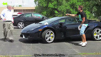 No juegues con mi Lambo, que la cagas... y este es el vídeo que lo demuestra