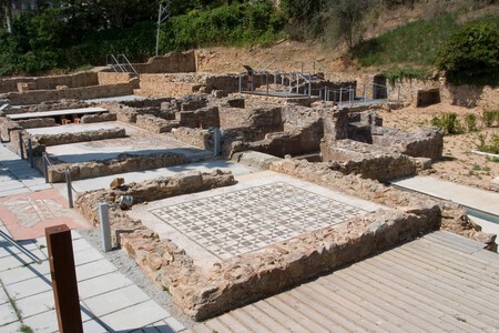Pueblos Pesqueros Espana Escapadas Turismo Viajes Playa Mediterraneo Medieval Costa Barato Familia Tradicional Comida Buena Encanto Sin Turistas