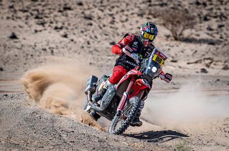 Joan Barreda repite victoria en la cuarta etapa del Dakar, con Xavier de Soultrait como nuevo líder de la general