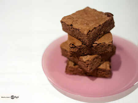 Brownie de Nutella, receta fácil de la versión con crema de cacao y avellanas del delicioso dulce