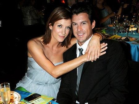 Kate Walsh se echa un nuevo ligue