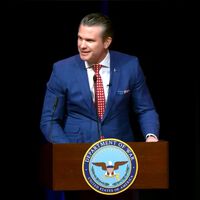 'Pulp Fiction' se cuela en el Pentágono. El Secretario de Defensa de EE.UU. confunde la biblia con la película de Quentin Tarantino y nos deja un momento surrealista 