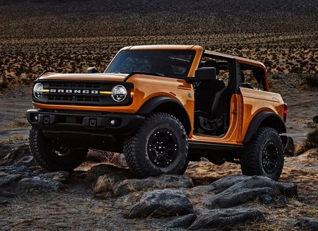 El Ford Bronco híbrido podría darse a conocer en 2021 y contar con entre 350 hp y 450 hp