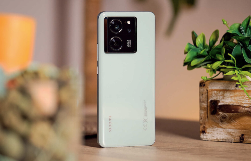 Haz fotos como un profesional: Xiaomi tiene este móvil con cámaras Leica y almacenamiento de sobra 