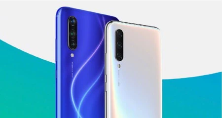 Xiaomi CC9 と CC9e
