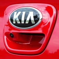 PROFEPA multa a KIA y Peugeot por vender autos sin haber obtenido antes un certificado ambiental