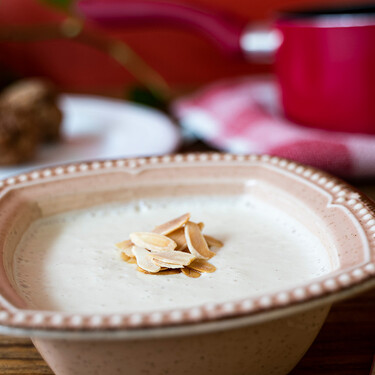 Cómo hacer salsa de almendras, una receta muy fácil para acompañar todo tipo de platos