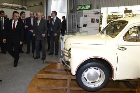 Visita de Juan Carlos I a Renault Valladolid