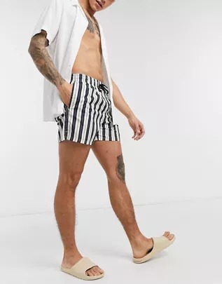 Shorts de baño con diseño a rayas verticales de Another Influence