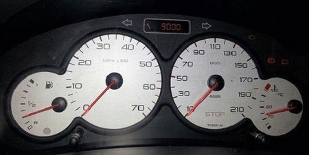 Los precios de los carburantes rompen su última racha de subidas