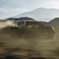 Despejando incógnitas: la Mercedes-Benz Clase X se deja ver por primera vez en este teaser