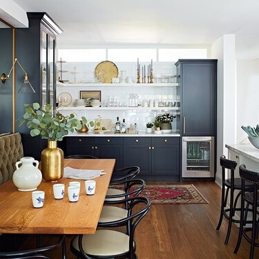 De la verticalidad y los tonos neutros al concepto abierto: las claves de interiorismo para aprovechar al máximo el espacio y que las casas pequeñas parezcan más grandes 