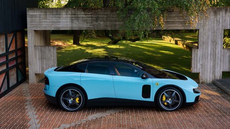 Ferrari Luce 2026 2