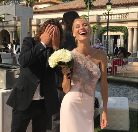 A Messi se le iba de las manos la boda, y Vanesa Lorenzo y Puyol que ya tienen el ramo
