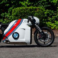 Una de las únicas 100 Lotus C-01 va a salir a subasta en agosto, y no va a ser nada barata