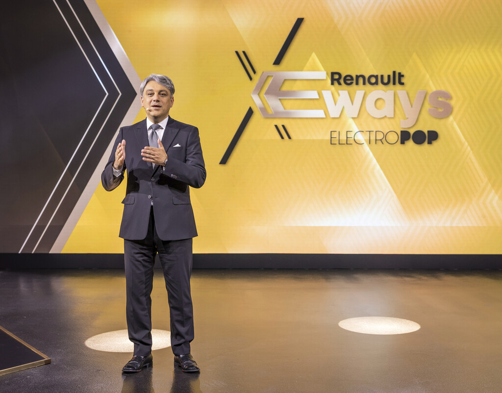 Puestos los aranceles a China, el CEO de Renault tiene claro a quién debe imitar el coche eléctrico europeo: a China
