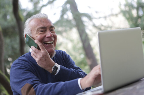 Prolongar la edad de jubilación o los años de cotización, ¿qué es más justo?