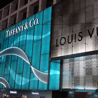 Louis Vuitton aprovecha la locura del BCE para comprar Tiffanys