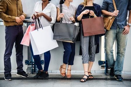 La peor pesadilla de Amazon: los consumidores de EEUU vuelven a encontrar sexy comprar en tiendas físicas