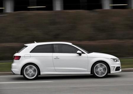 Audi S3 2014 800x600 Wallpaper 19