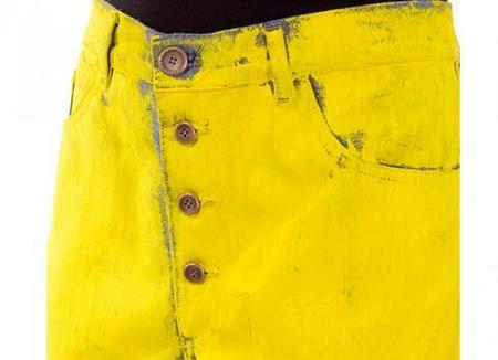 Lo último en pantalones: ¿por qué no pintarlos?