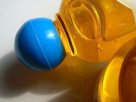 El timo de las cremas y los champús vitaminados
