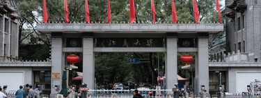 Muchos jóvenes chinos ricos estudian en EEUU. En China para entrar a las mejores universidades no basta el dinero, sino notas altas