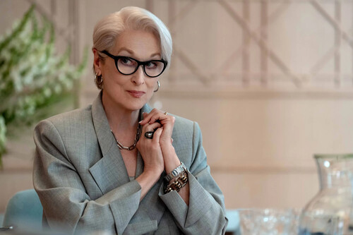 'El Diablo viste de Prada 2' se atreve a ser una película distinta de la original, pero pierde tanta garra al final que el Diablo acaba vistiendo de Bershka