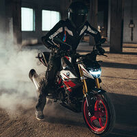 La BMW G 310 R más evolucionada es una naked Euro5 para el carnet A2 y cuesta 5.590 euros