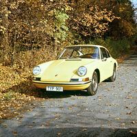 Es uno de los coches más famosos de la historia, pero el Porsche 911 no se iba a llamar así, y fue culpa de Peugeot 