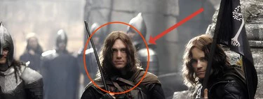 Si pausas El Señor de los Anillos: El retorno del rey en el minuto 43:03, verás a todo un Tolkien luchar contra los orcos 