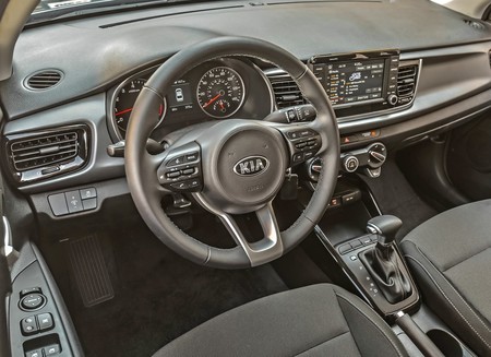 Kia Rio Sedan Mexico 3