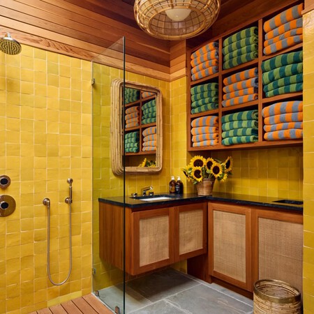 A Peek Inside The Bathrooms At Our Creative Director S Shelter Island Home Refined Glamorous A