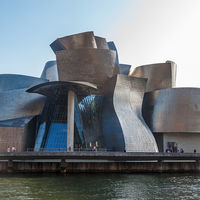 La nueva normalidad devuelve las visitas a museos y tours por toda España