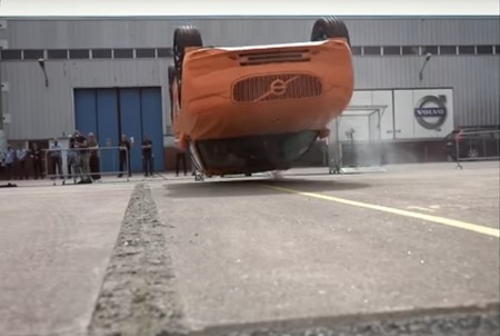 Así han destrozado el nuevo Volvo XC60 para que lo puedas conducir más seguro