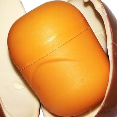No tires el plástico amarillo de los huevos de chocolate: recíclalo con estas ideas decorativas tan sencillas