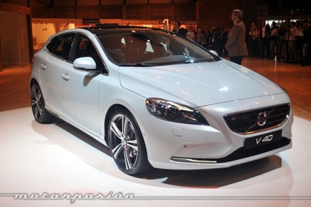 Volvo V40