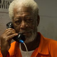 Morgan Freeman lleva 36 años avergonzándose de haber hecho esta película con Tom Hanks y Bruce Willis: "Una pesadilla terrible" 