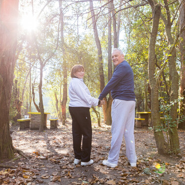 Los hábitos sencillos que tienen en común quienes viven más de 100 años