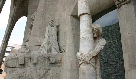 Visita gratis la Sagrada Familia