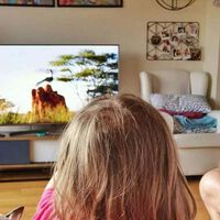 Así es la casa de Roberto Leal: un chalé de más de 300 m² en Las Rozas con rinconcitos personales y mucha vida infantil