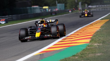 Verstappen Perez Spa F1 2022