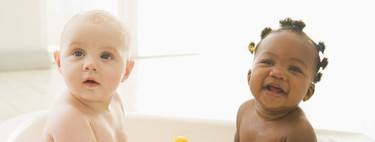 Bebé de seis meses: todo sobre alimentación, sueño y desarrollo en el sexto mes de vida