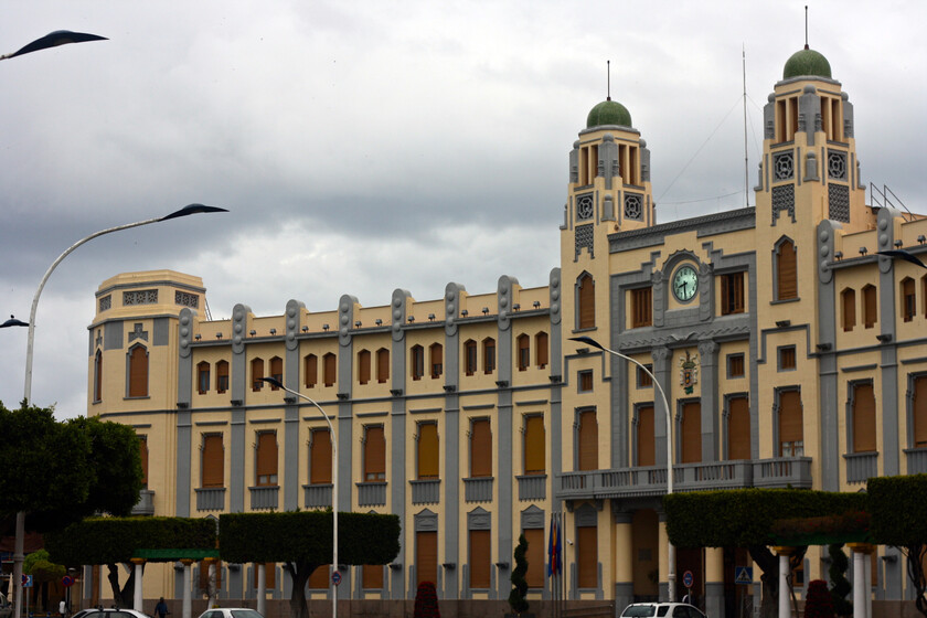 Melilla lleva tres días con un colapso total de sus sistemas informáticos. El fantasma del ciberataque está ahí